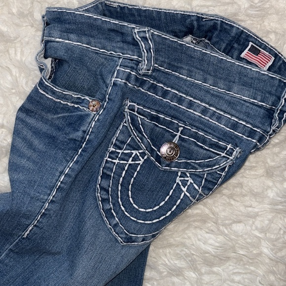 True Religion 🧲 Joey Low-Rise Distressed Thick Stitch Jeans, Size 27 - Picture 7 of 16